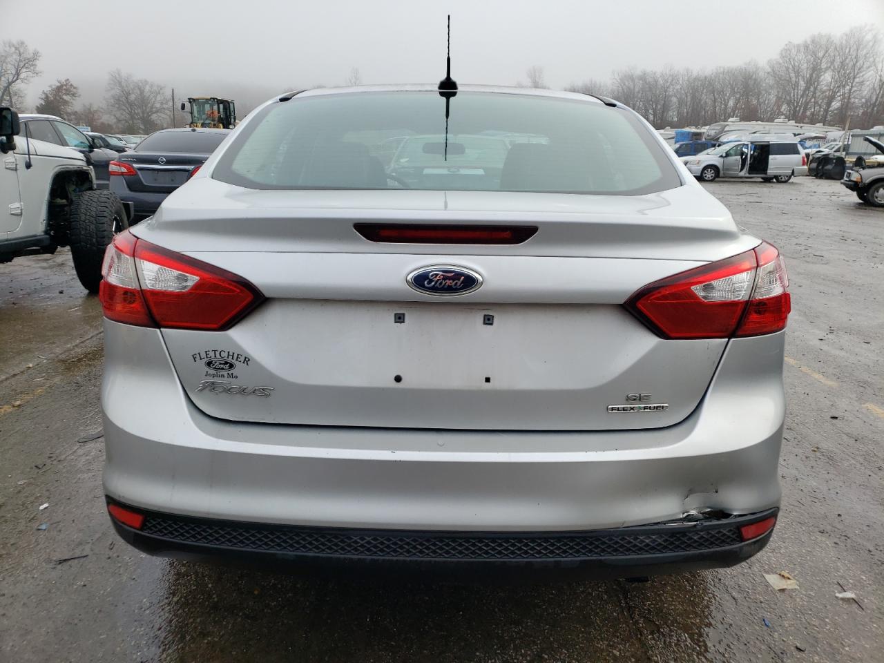 Photo 5 VIN: 1FADP3F2XEL159627 - FORD FOCUS 