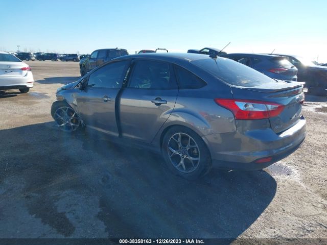 Photo 2 VIN: 1FADP3F2XEL183863 - FORD FOCUS 