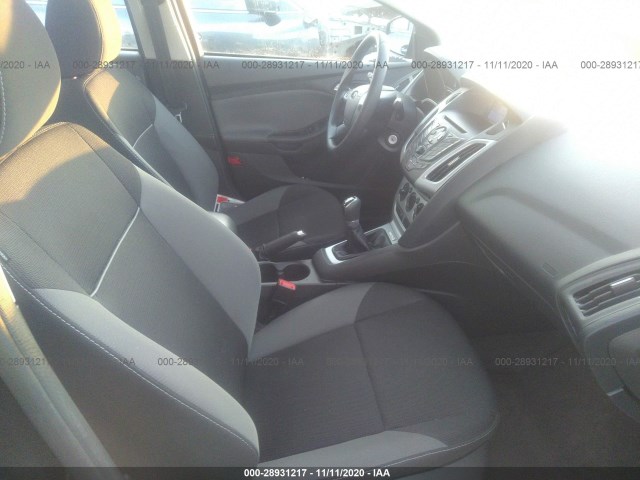 Photo 4 VIN: 1FADP3F2XEL184754 - FORD FOCUS 