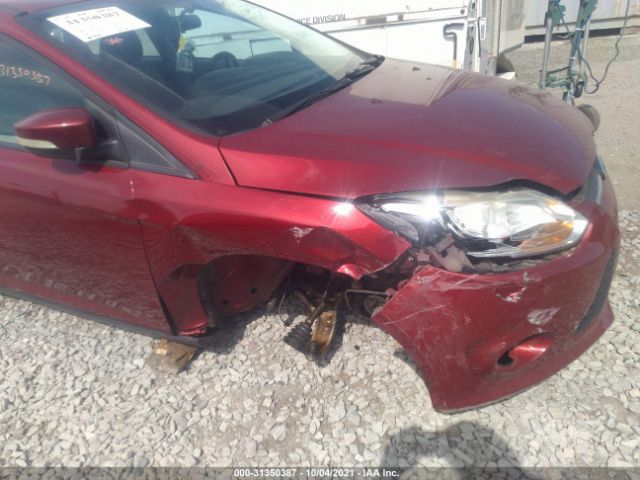 Photo 5 VIN: 1FADP3F2XEL226646 - FORD FOCUS 