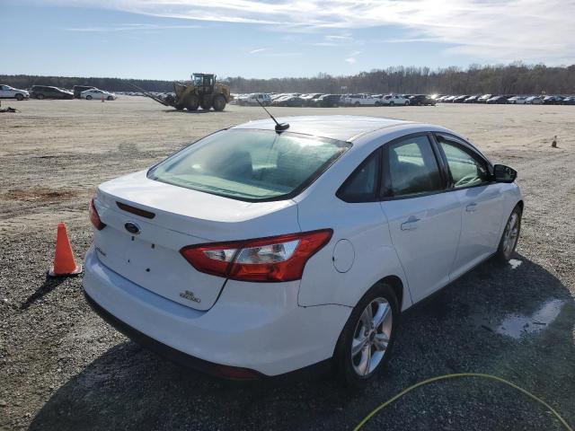 Photo 2 VIN: 1FADP3F2XEL227179 - FORD FOCUS SE 