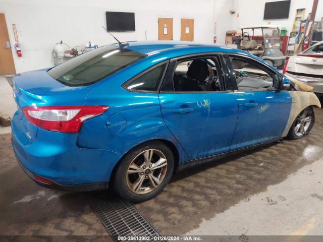 Photo 3 VIN: 1FADP3F2XEL228381 - FORD FOCUS 