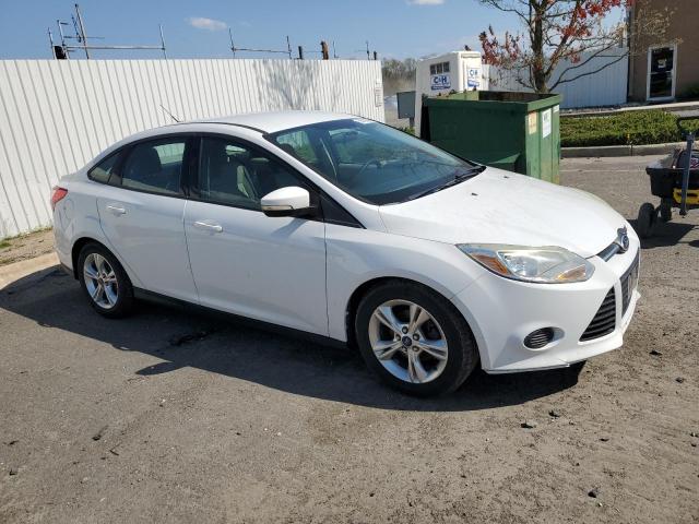 Photo 3 VIN: 1FADP3F2XEL231443 - FORD FOCUS 