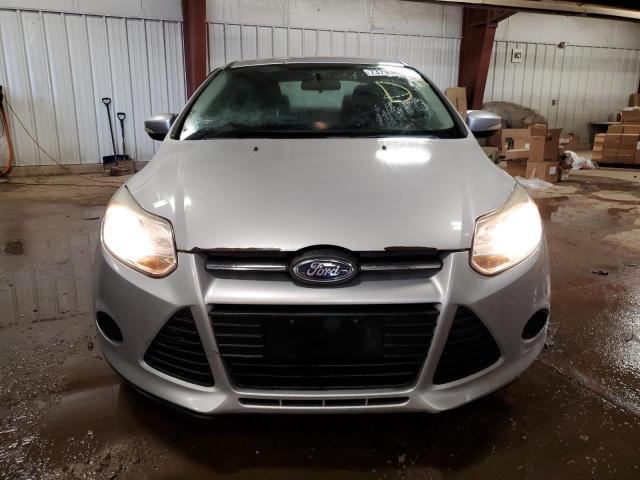 Photo 4 VIN: 1FADP3F2XEL244581 - FORD FOCUS SE 