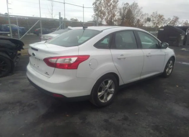 Photo 3 VIN: 1FADP3F2XEL269464 - FORD FOCUS 