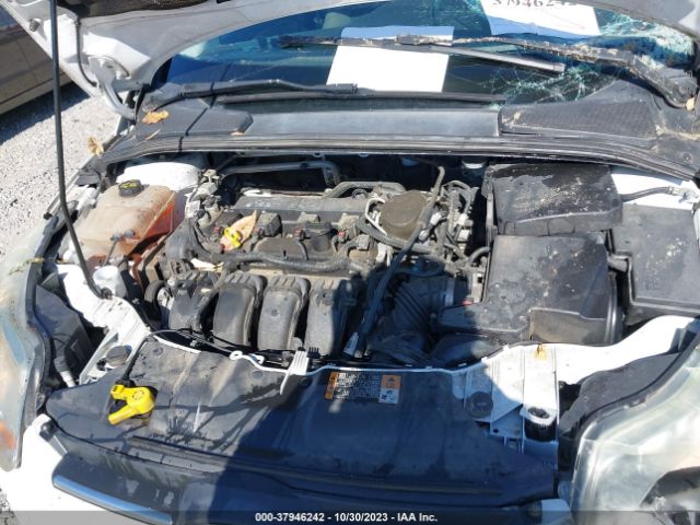 Photo 9 VIN: 1FADP3F2XEL273241 - FORD FOCUS 