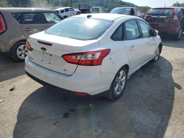 Photo 3 VIN: 1FADP3F2XEL301586 - FORD FOCUS SE 