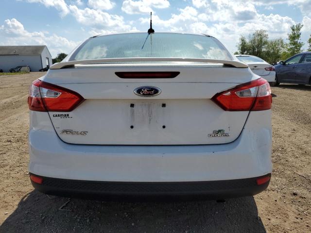 Photo 5 VIN: 1FADP3F2XEL351730 - FORD FOCUS 