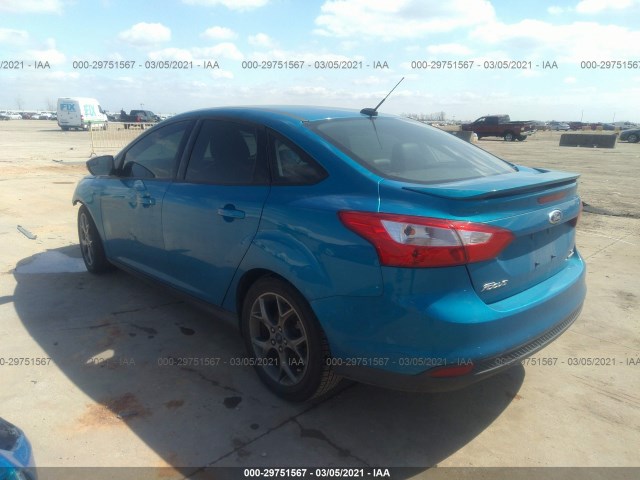 Photo 2 VIN: 1FADP3F2XEL372254 - FORD FOCUS 