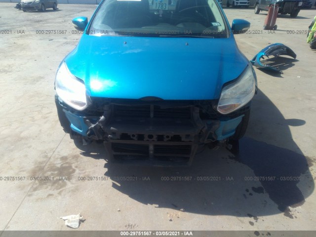 Photo 5 VIN: 1FADP3F2XEL372254 - FORD FOCUS 