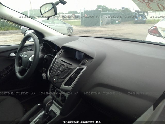 Photo 4 VIN: 1FADP3F2XEL374148 - FORD FOCUS 