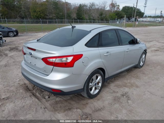 Photo 3 VIN: 1FADP3F2XEL378894 - FORD FOCUS 