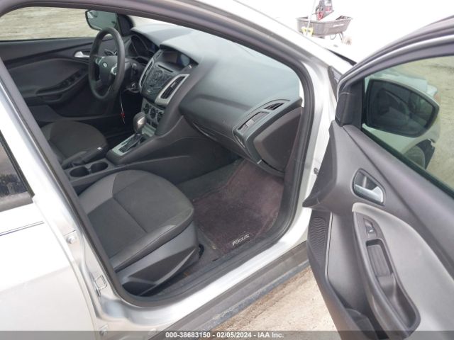 Photo 4 VIN: 1FADP3F2XEL378894 - FORD FOCUS 