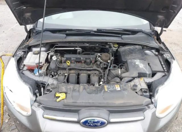 Photo 9 VIN: 1FADP3F2XEL395923 - FORD FOCUS 