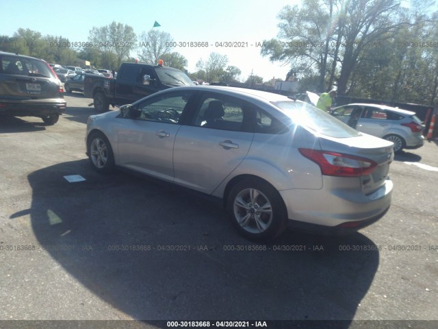 Photo 2 VIN: 1FADP3F2XEL405592 - FORD FOCUS 