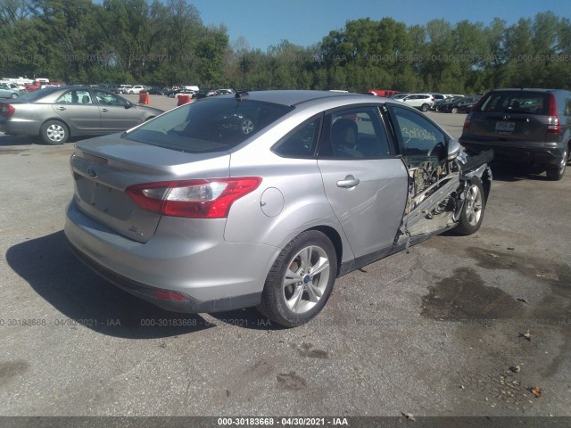 Photo 3 VIN: 1FADP3F2XEL405592 - FORD FOCUS 