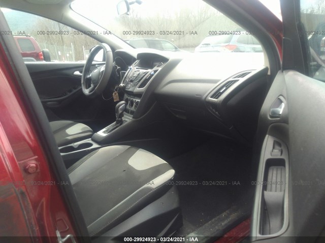 Photo 4 VIN: 1FADP3F2XEL425499 - FORD FOCUS 