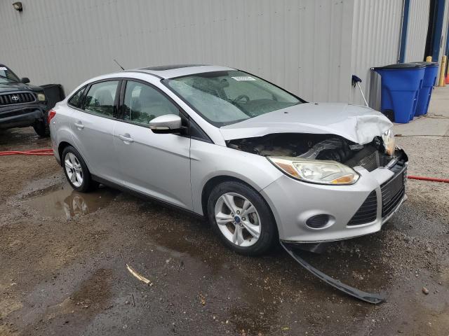 Photo 3 VIN: 1FADP3F2XEL425602 - FORD FOCUS 