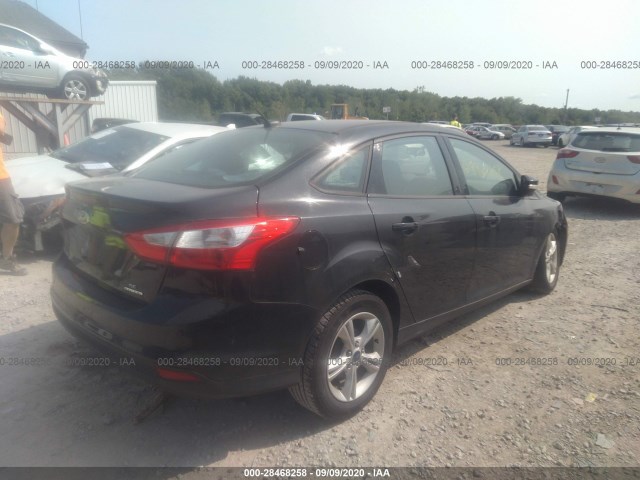 Photo 3 VIN: 1FADP3F2XEL439225 - FORD FOCUS 