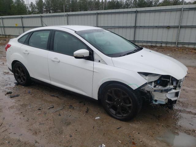 Photo 3 VIN: 1FADP3F2XEL446448 - FORD FOCUS 