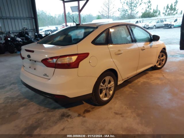 Photo 3 VIN: 1FADP3F2XEL451911 - FORD FOCUS 