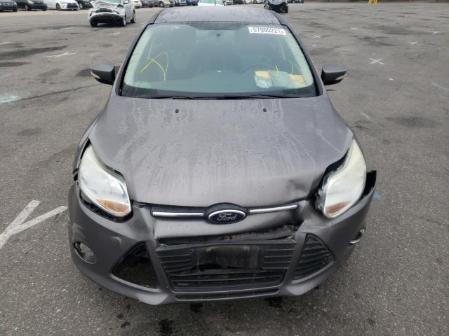 Photo 8 VIN: 1FADP3F2XEL461354 - FORD FOCUS SE 