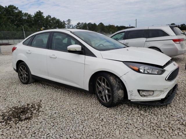 Photo 3 VIN: 1FADP3F2XFL235249 - FORD FOCUS SE 