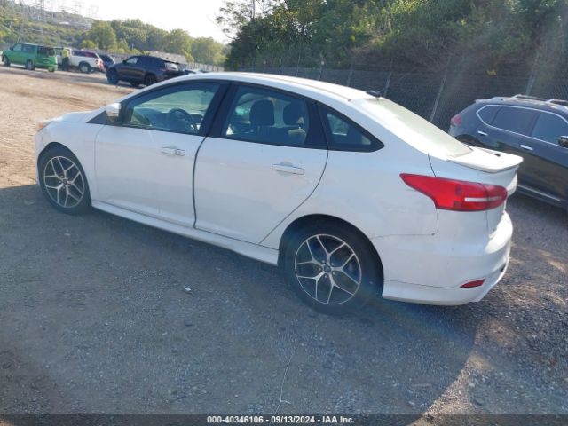 Photo 2 VIN: 1FADP3F2XFL258840 - FORD FOCUS 