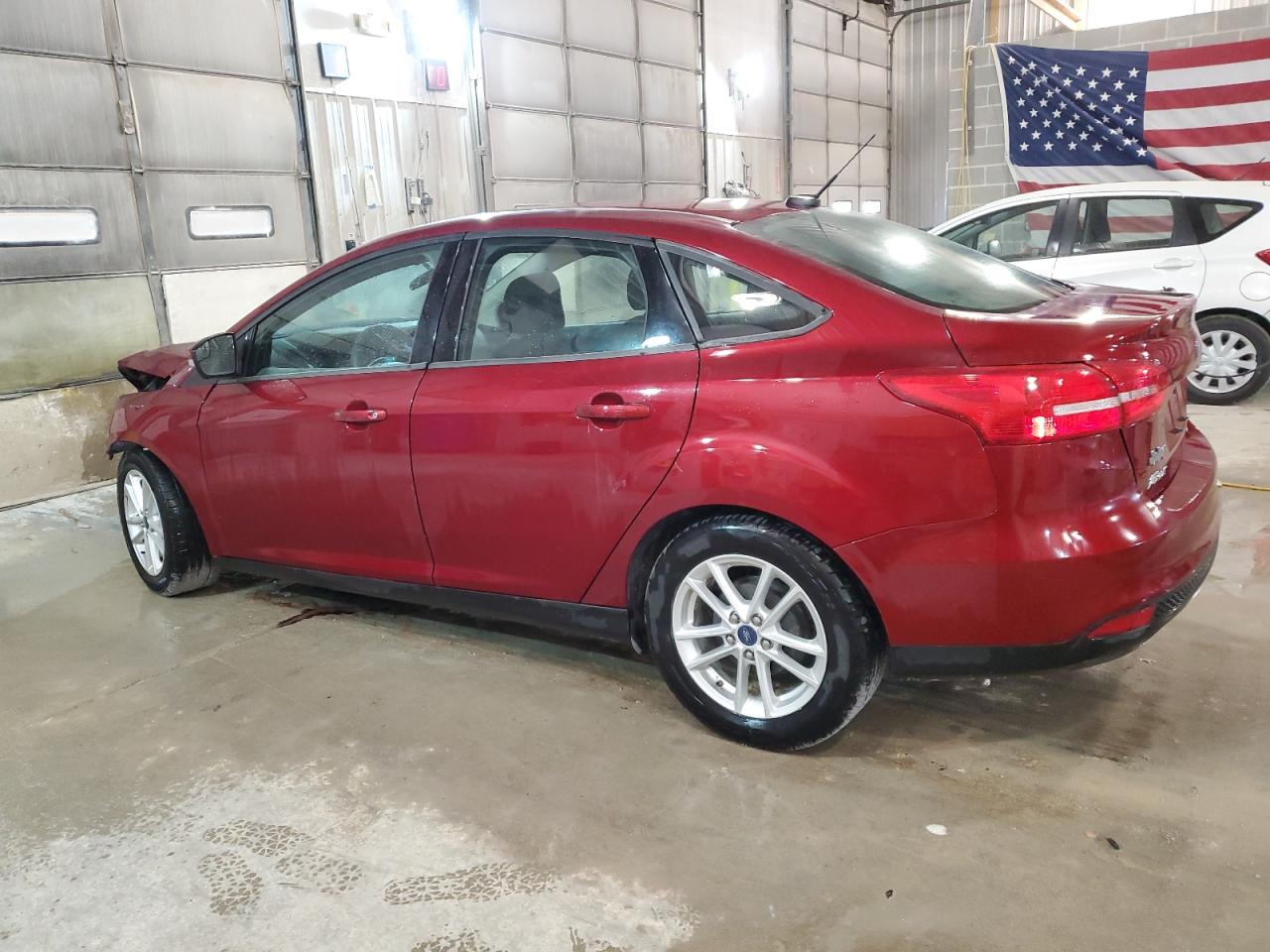 Photo 1 VIN: 1FADP3F2XFL374829 - FORD FOCUS 