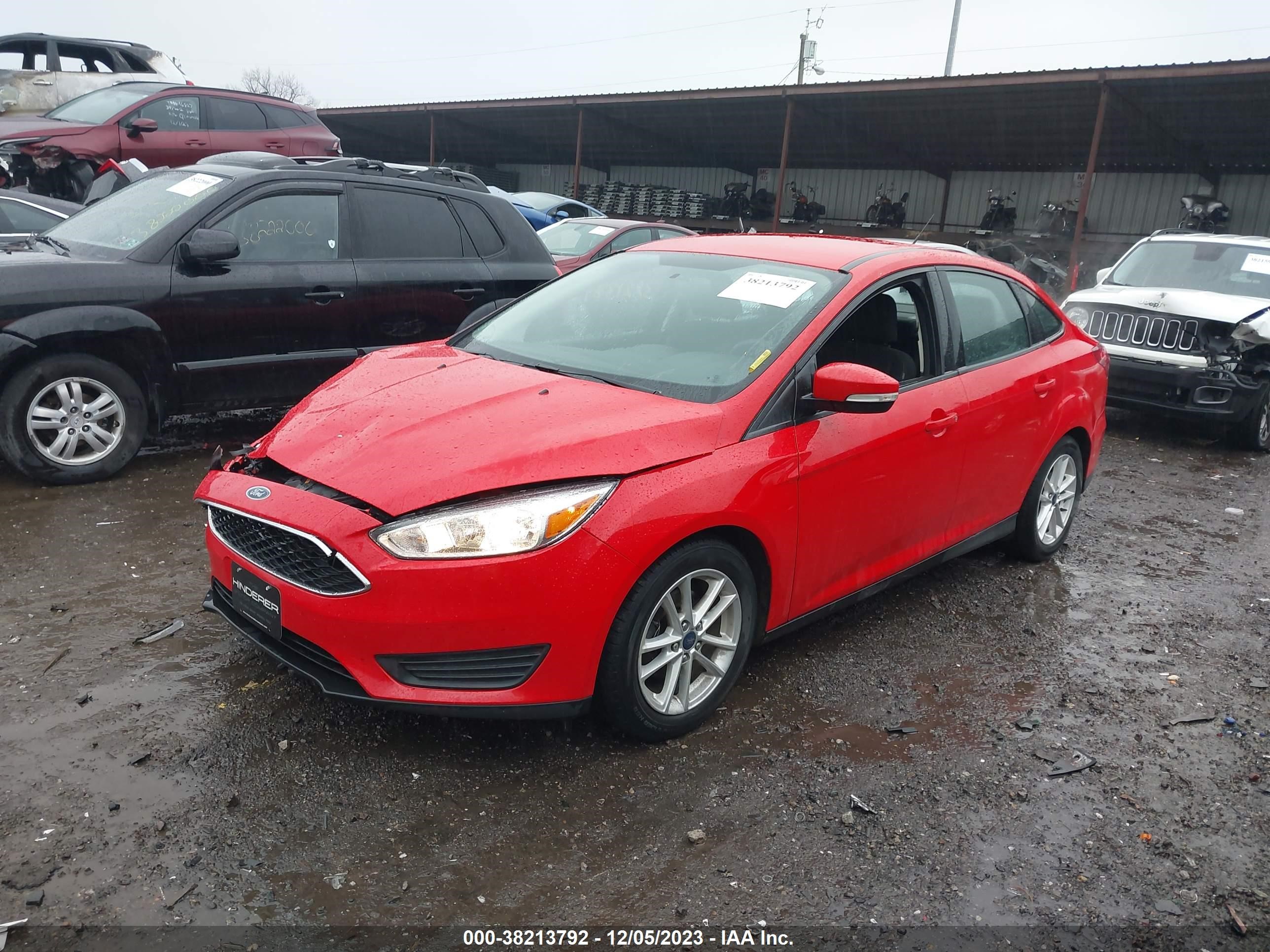 Photo 1 VIN: 1FADP3F2XFL382977 - FORD FOCUS 