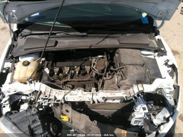 Photo 9 VIN: 1FADP3F2XGL230263 - FORD FOCUS 