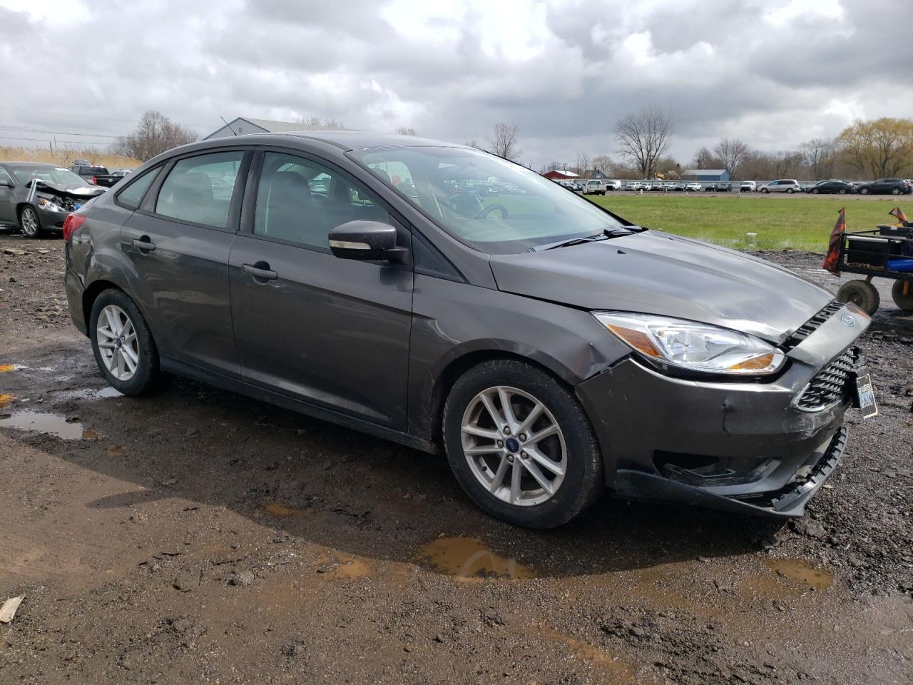 Photo 3 VIN: 1FADP3F2XGL257429 - FORD FOCUS 