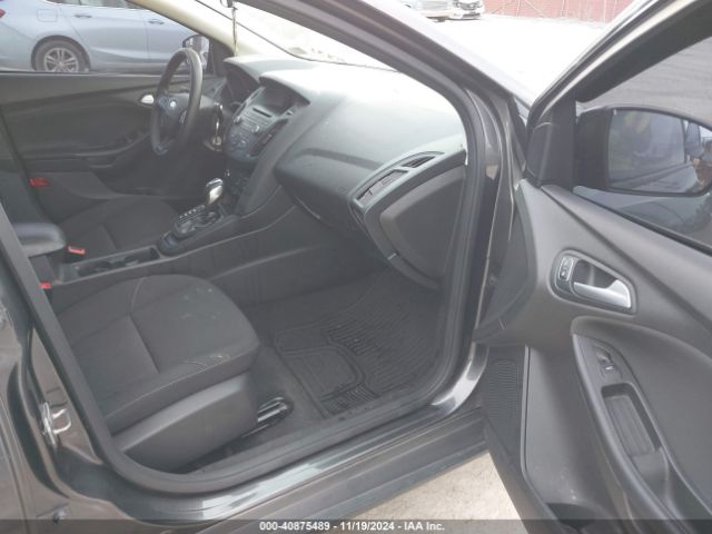 Photo 4 VIN: 1FADP3F2XGL267331 - FORD FOCUS 