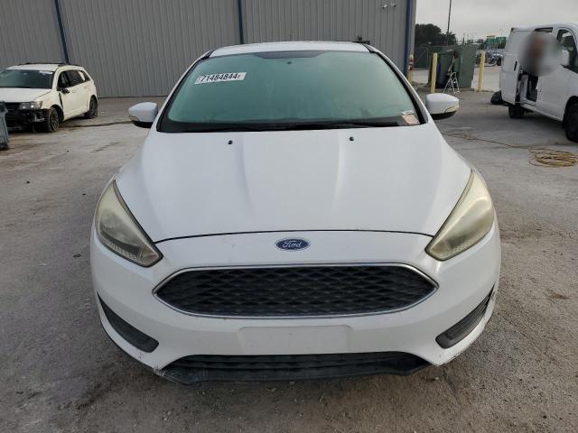 Photo 4 VIN: 1FADP3F2XGL367980 - FORD FOCUS SE 