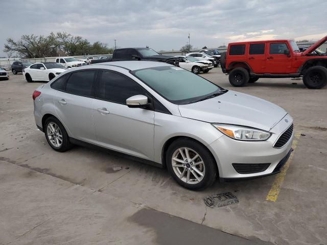 Photo 3 VIN: 1FADP3F2XHL210175 - FORD FOCUS SE 