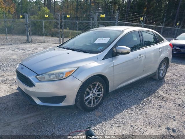 Photo 1 VIN: 1FADP3F2XHL211357 - FORD FOCUS 