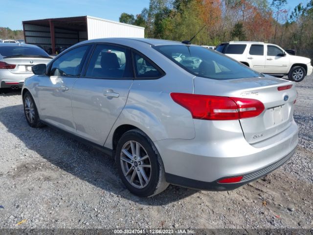 Photo 2 VIN: 1FADP3F2XHL211357 - FORD FOCUS 