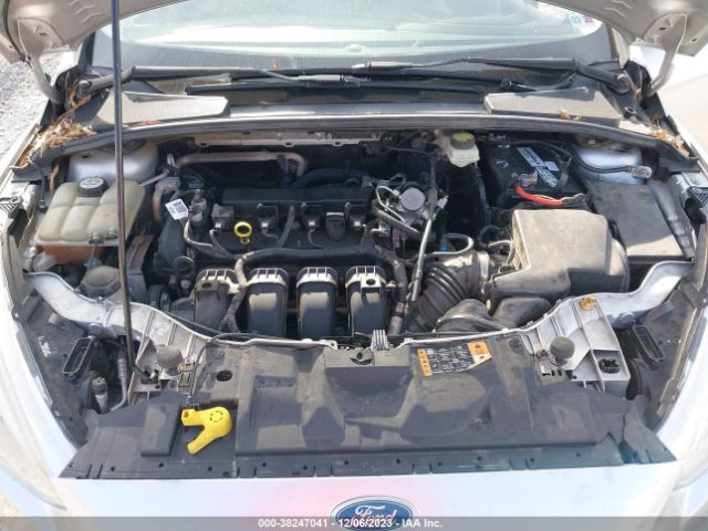 Photo 9 VIN: 1FADP3F2XHL211357 - FORD FOCUS 