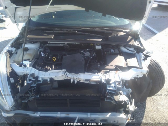 Photo 9 VIN: 1FADP3F2XHL346001 - FORD FOCUS 