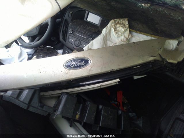 Photo 4 VIN: 1FADP3F2XJL203197 - FORD FOCUS 