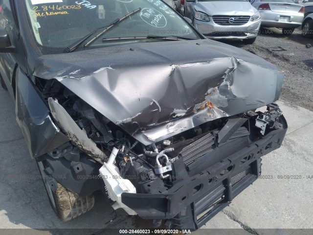 Photo 5 VIN: 1FADP3F2XJL206777 - FORD FOCUS 