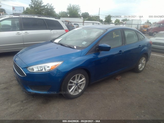 Photo 1 VIN: 1FADP3F2XJL212790 - FORD FOCUS 