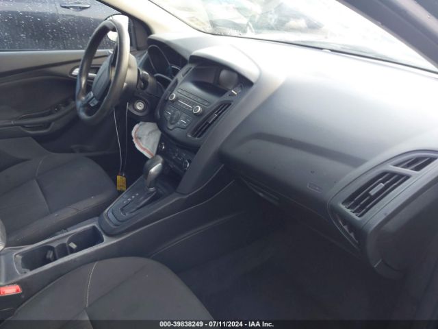 Photo 4 VIN: 1FADP3F2XJL226866 - FORD FOCUS 