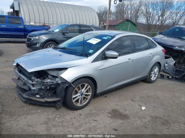 Photo 1 VIN: 1FADP3F2XJL231405 - FORD FOCUS 