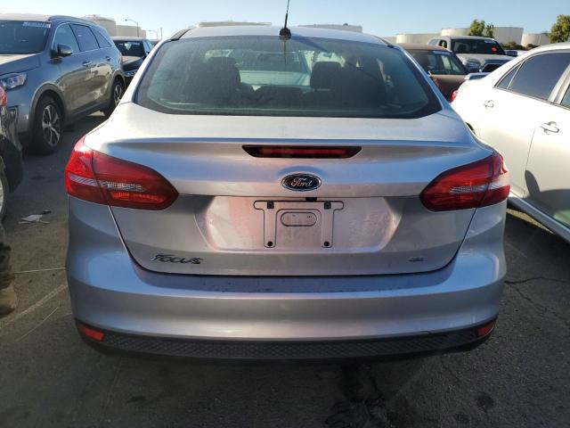 Photo 5 VIN: 1FADP3F2XJL236989 - FORD FOCUS 