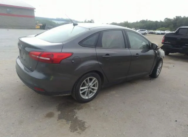 Photo 3 VIN: 1FADP3F2XJL264131 - FORD FOCUS 