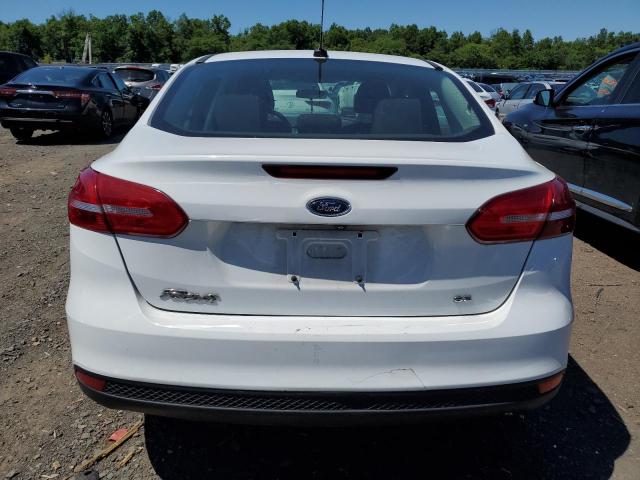 Photo 5 VIN: 1FADP3F2XJL276358 - FORD FOCUS 