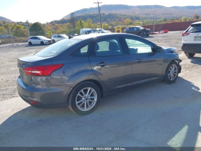 Photo 3 VIN: 1FADP3F2XJL279891 - FORD FOCUS 