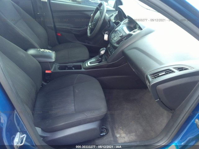 Photo 4 VIN: 1FADP3F2XJL292897 - FORD FOCUS 