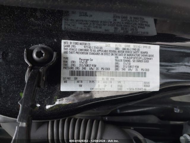 Photo 8 VIN: 1FADP3FE2FL229441 - FORD FOCUS 